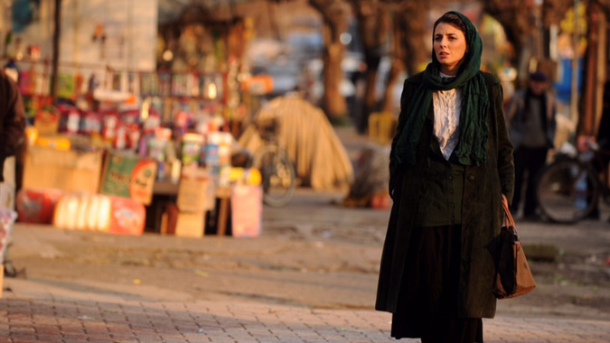 لیلا حاتمی در نمایی از فیلم سینمایی در دنیای تو ساعت چند است؟