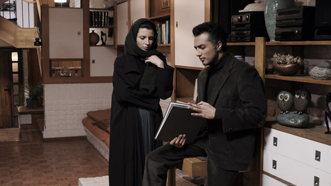 ليلا حاتمي در نمايي از فيلم سينمايي چهل سالگي - بيوگرافي هنرمندان برتر سينما به انتخاب سايت سينما قدس اردبيل