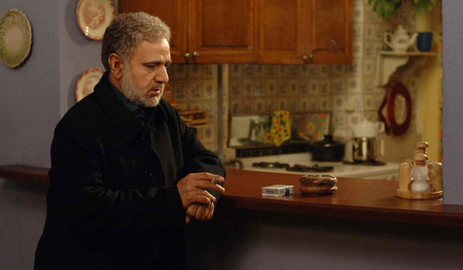 پرويز پرستويي در فيلم سينمايي صد سال به اين سالها - سينما قدس اردبيل